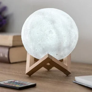En 3D månlampa i LED har vårt starka tips som inredning till ett gamingrum.
